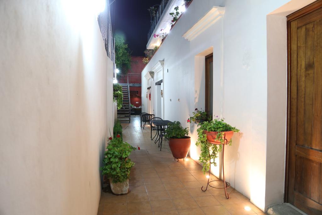 La Leyenda Hostel Oaxaca Экстерьер фото