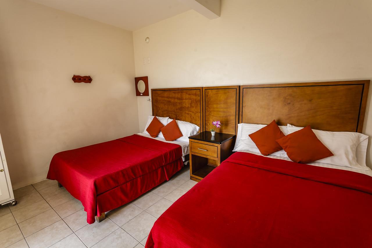 La Leyenda Hostel Oaxaca Экстерьер фото