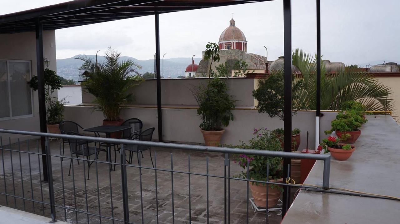 La Leyenda Hostel Oaxaca Экстерьер фото
